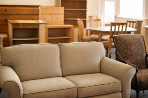 اثاث مستعمل